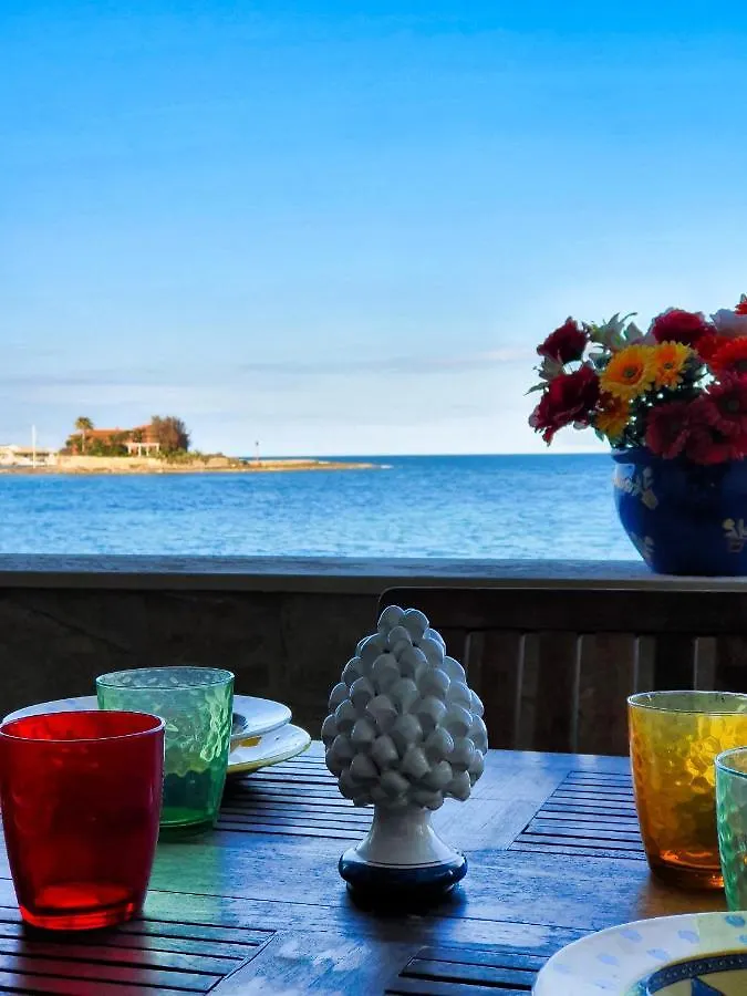 Holiday home Rosa Dei Venti Beach House Marzamemi