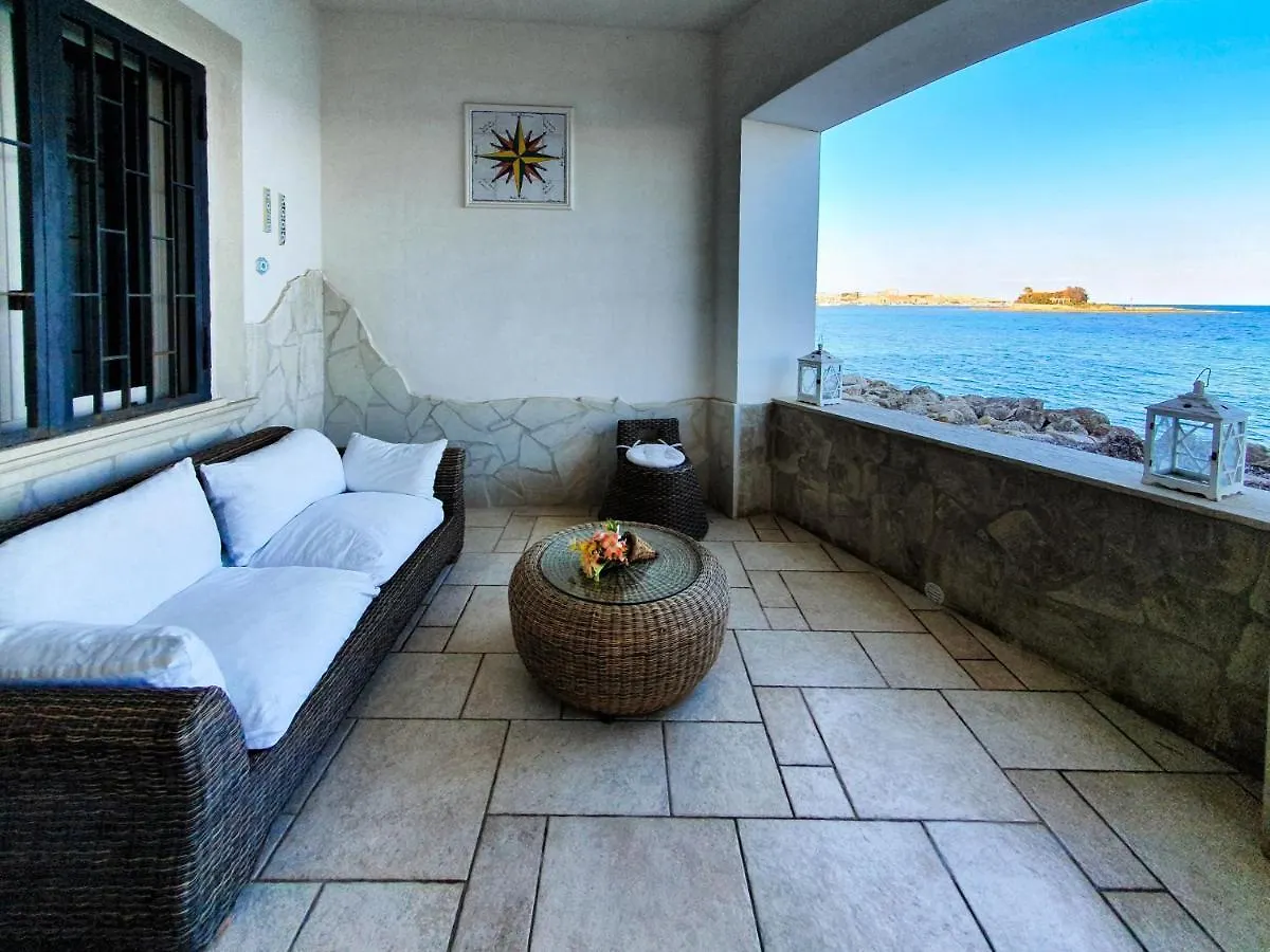 Rosa Dei Venti Beach House Marzamemi Italy